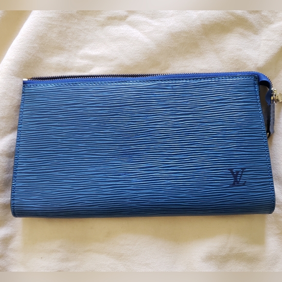 Louis Vuitton Handbags - Vintage Epi Toledo Pochette (Strap Missing)